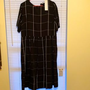 Piper and Scoot Grid Dress, Size L